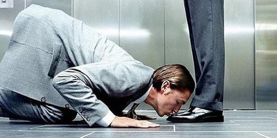 Casi la mitad de los j&oacute;venes espa&ntilde;oles de entre 16 y 29 a&ntilde;os no gana m&aacute;s de 1.000 euros al mes