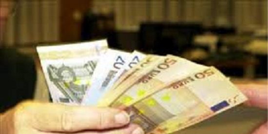 Lo que deber&iacute;as saber sobre esos 'milagrosos' micropr&eacute;stamos que ayudan a llegar a fin de mes