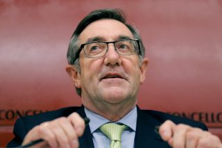 El 'corrupto' &Aacute;ngel Curr&aacute;s dimite como alcalde de Santiago presionado con N&uacute;&ntilde;ez Feijoo