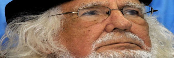 Ernesto Cardenal: "Francisco es un milagro, un Papa que ha renunciado a vivir como Papa"