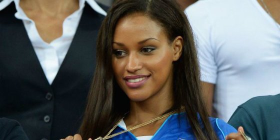 Balotelli dedica su gol a esta deslumbrante mujer