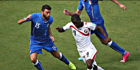 La linda Costa Rica se carga tambi&eacute;n a la veterana Italia (1-0)