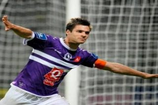 Celta y Almer&iacute;a, tras Gary Kagelmacher