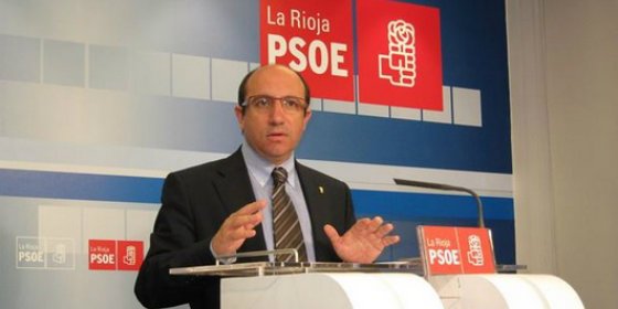 Un alto cargo del PSOE fue dado de alta como conductor sin tener carn&eacute;
