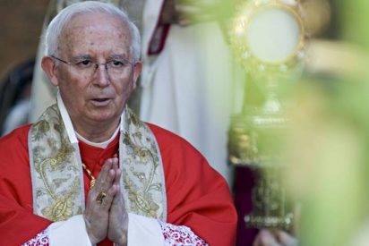 El cardenal Ca&ntilde;izares alerta contra algunos "abusos" en el rito eucar&iacute;stico de la paz