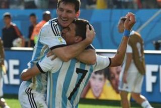 Di Mar&iacute;a y Messi salvan a Argentina de los penaltis ante Suiza (1-0)