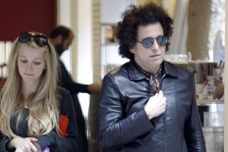 El v&iacute;deo er&oacute;tico de la novia de Calamaro que le sube algo m&aacute;s que los colores