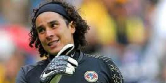 El M&aacute;laga habla con Ochoa