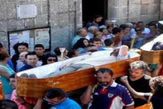 "Virgen de Santa Marta, estrella del norte, te traemos a los que vieron la muerte"