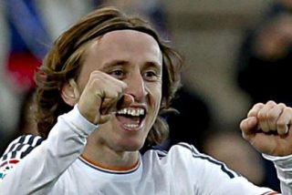 El croata Modric renueva por el Real Madrid hasta 2018