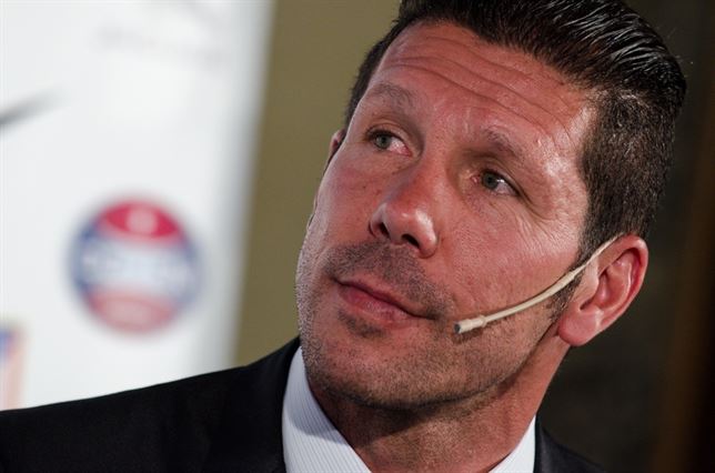"El Calder&oacute;n discuti&oacute; por primera vez una decisi&oacute;n de Simeone"