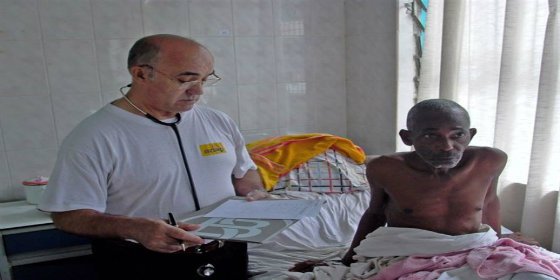 Muere sin remedio el misionero Manuel Garc&iacute;a Viejo enfermo por &eacute;bola