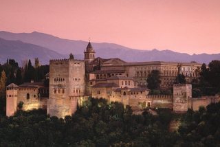 El Patronato de la Alhambra aprueba el nuevo sistema de venta de entradas