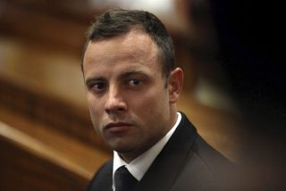 Cambian de celda a Pistorius para evitar que sea violado