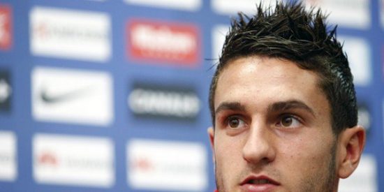 Koke aviva el cl&aacute;sico: "Cristiano es un atleta y Messi es Dios"