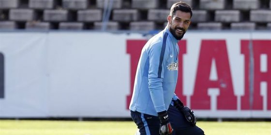 Moyá denuncia a Interviú