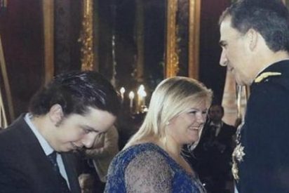 &iquest;Qui&eacute;n ayud&oacute; al descarado y rufi&aacute;n Nicol&aacute;s a entrar tan campante en la recepci&oacute;n del Rey?