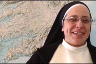 Sor Luc&iacute;a da un palo a Pepe