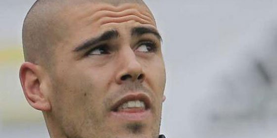 ¡Victor Valdés escribe en Twitter 198 días después!