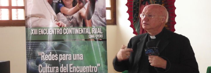 Monse&ntilde;or Celli denuncia a las webs cat&oacute;licas ultraconservadoras que "muerden en lugar de dialogar"