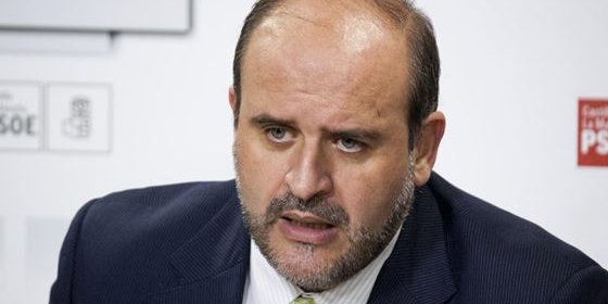 El PSOE propone fusionar doce direcciones generales de la Junta de Castilla-La Mancha