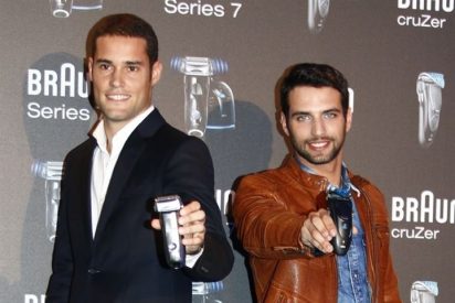 Mario Su&aacute;rez y Jes&uacute;s Castro, duelo de guapos en la presentaci&oacute;n de una nueva maquinilla