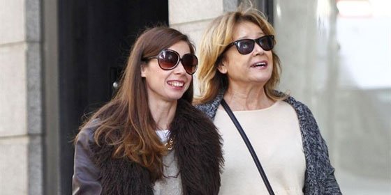 Mila Xim&eacute;nez pasea por madrid con la compa&ntilde;&iacute;a de su hija