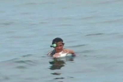 El rescate del n&aacute;ufrago que se pas&oacute; dos d&iacute;as abrazado a una nevera en el Pac&iacute;fico: "Nos vamos a joder hermano"