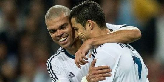 Pepe sale en defensa de su compatriota: "Ser&iacute;a un esc&aacute;ndalo que Cristiano no ganara el Bal&oacute;n de Oro"