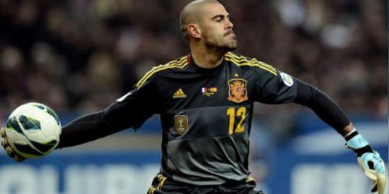 Victor Vald&eacute;s pasa reconocimiento m&eacute;dico con su nuevo equipo
