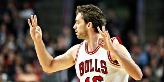 Pau Gasol lidera un paseo de los Bulls en Brooklyn