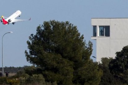As&iacute; ha despegado con retraso el primer avi&oacute;n comercial desde el aeropuerto de Castell&oacute;n