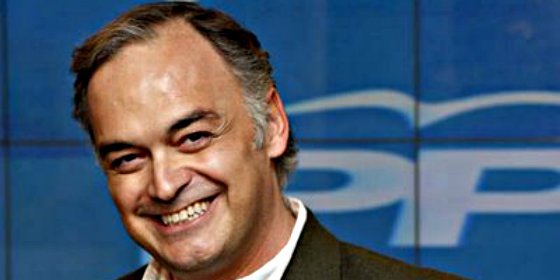 ¿Quieres saber si González Pons y Pablo Iglesias vuelan juntos en business rumbo a Bruselas?