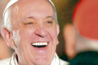 Jorge Costadoat: "Bergoglio es un gobernante, un monarca, pero se comporta como un profeta"