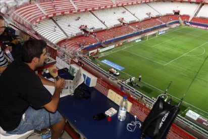 Las radios pagar&aacute;n 100 euros por cada partido de f&uacute;tbol que retransmitan