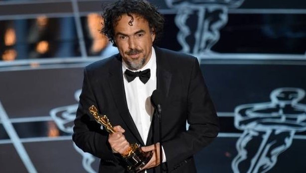 Alejando González Iñárritu triunfa con Birdman