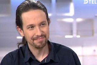 Pablo Iglesias alucina con el "trato elegante" de Pedro Piqueras en Telecinco