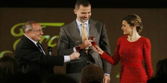 Los reyes descorchan "el mejor esp&iacute;ritu emprendedor espa&ntilde;ol" en el centenario de Freixenet