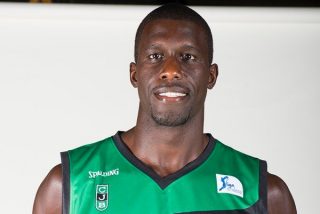 El baloncestista Sitapha Savan&eacute; apoya p&uacute;blicamente a Podemos tras pedir la independencia de Catalu&ntilde;a