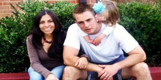 Retira la denuncia contra el marido por malos tratos... &iexcl;y acaba estrangulada con una corbata mientras regresaban a casa!
