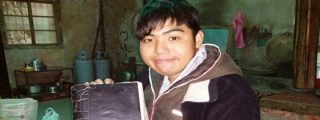 El chino al que se le borra la memoria cada 5 minutos est&aacute; harto de escribir