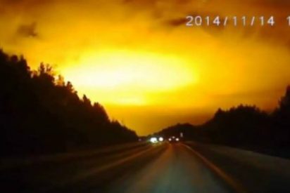 El v&iacute;deo de la luz extraterrestre que ilumin&oacute; el cielo de Rusia deja perplejo