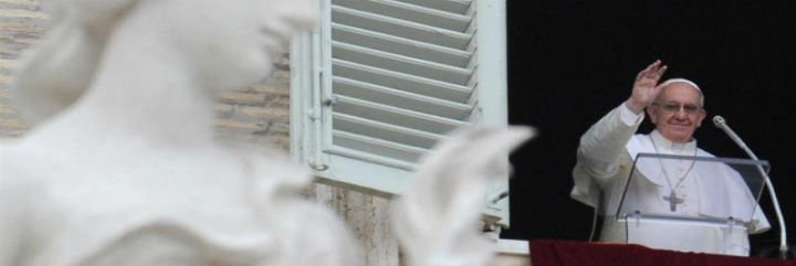 El Papa en el &aacute;ngelus: "Un mundo que margina a las mujeres es un mundo est&eacute;ril"