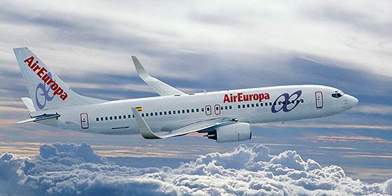 Air Europa cubre el 50% del combustible para el pr&oacute;ximo invierno y augura un "muy buen" 2016