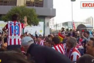 Tensi&oacute;n con los hinchas m&aacute;s radicales del Atl&eacute;tico de Madrid en el camino hacia el Bernab&eacute;u