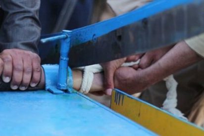 La amputaci&oacute;n de la mano a un ladr&oacute;n con una guillotina 'made in Estado Isl&aacute;mico'