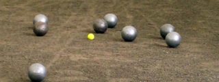Un jugador de 81 a&ntilde;os mata a otros de 68, con una bola de petanca