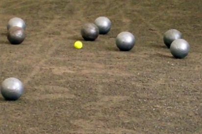 Un jugador de 81 a&ntilde;os mata a otros de 68, con una bola de petanca