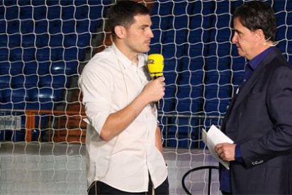 Casillas a De la Morena: "&iquest;Topo? Tengo relaci&oacute;n con los periodistas, pero que sea un topo...bendito mote me ha tocado"