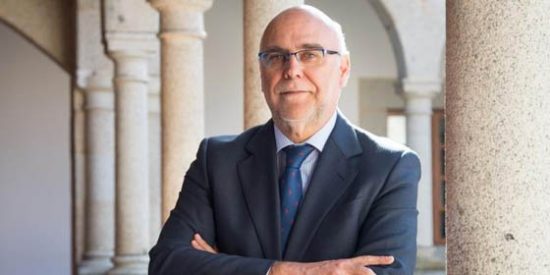 Ech&aacute;varri (PP) anuncia la puesta en marcha en pocos meses del tren de altas prestaciones a Madrid